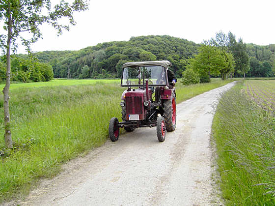 Hanomag R 16 A