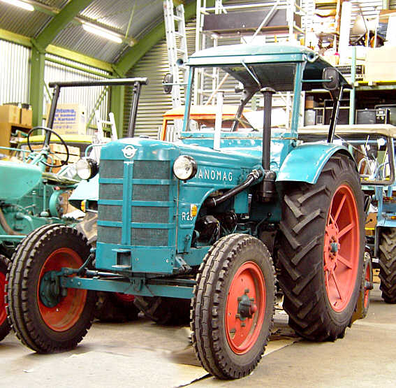 Hanomag R 28 A